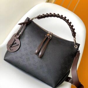 💝💝Louis Vuitton perforated handbag Backpack satchel